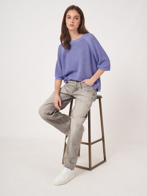 Pull ajouré avec larges manches courtes