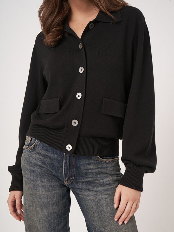 Kurzarm-Feinstrickjacke mit Polokragen aus Baumwollmischung image number 1