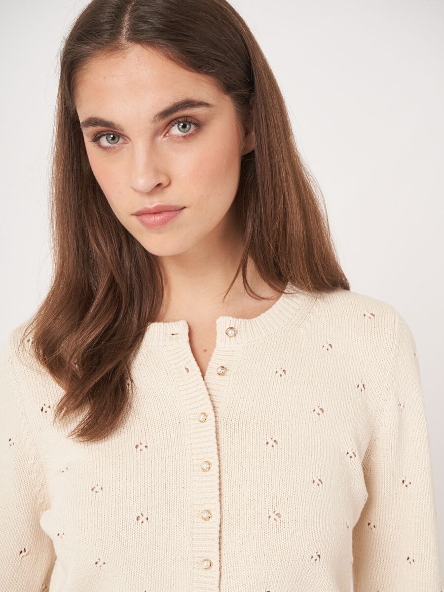 Cardigan en pointelle avec boutons en perles pur coton image number 2