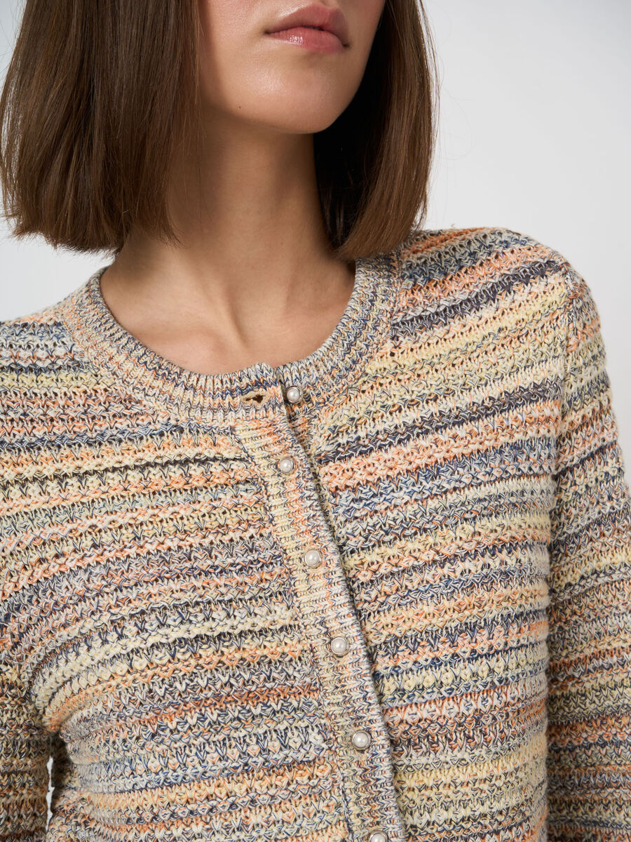 Cardigan textur&eacute; multicolore en coton italien image number 2