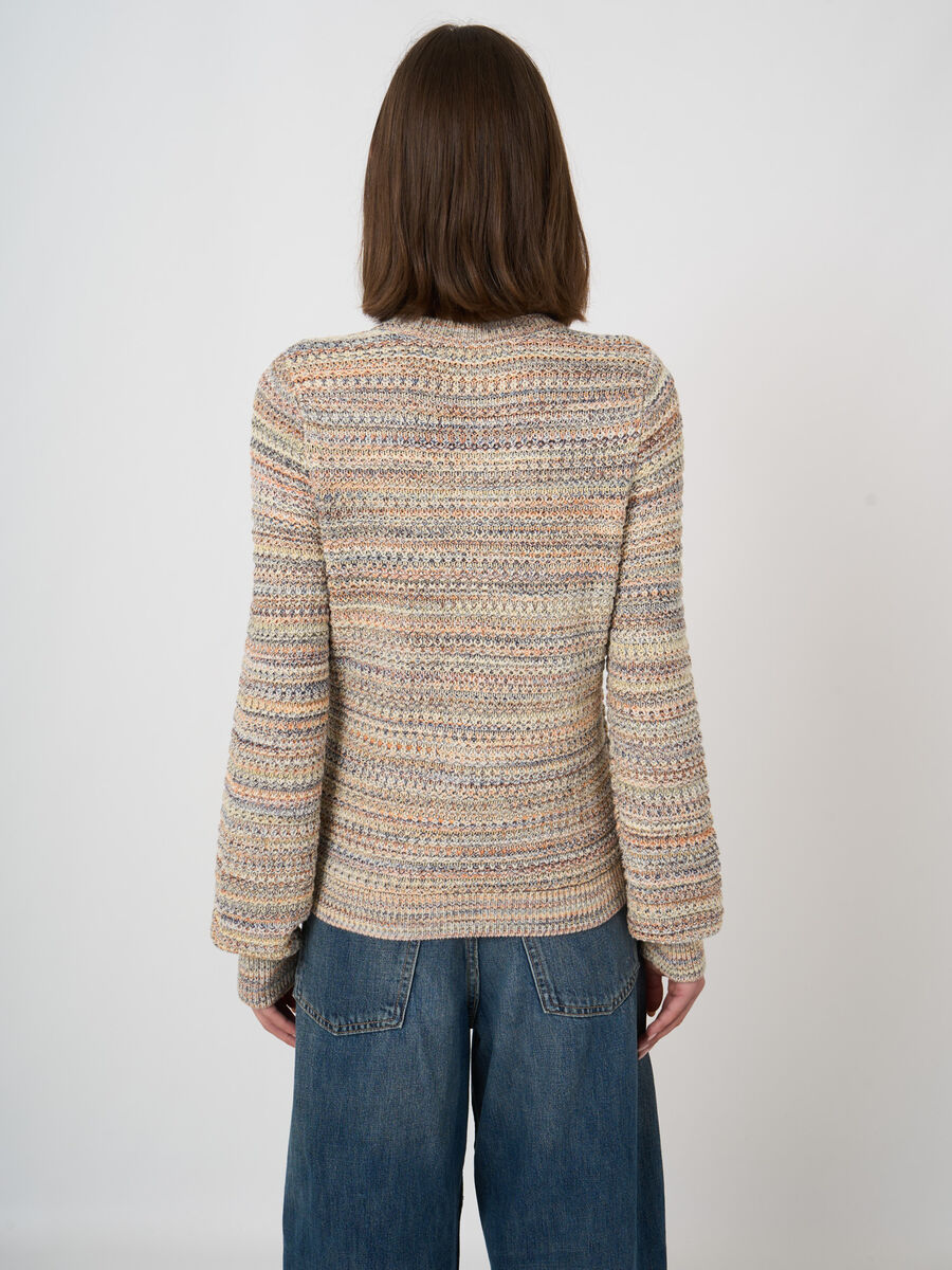Cardigan textur&eacute; multicolore en coton italien image number 3