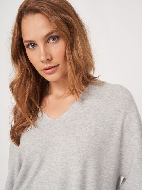Cotton cashmere blend V-neck sweater