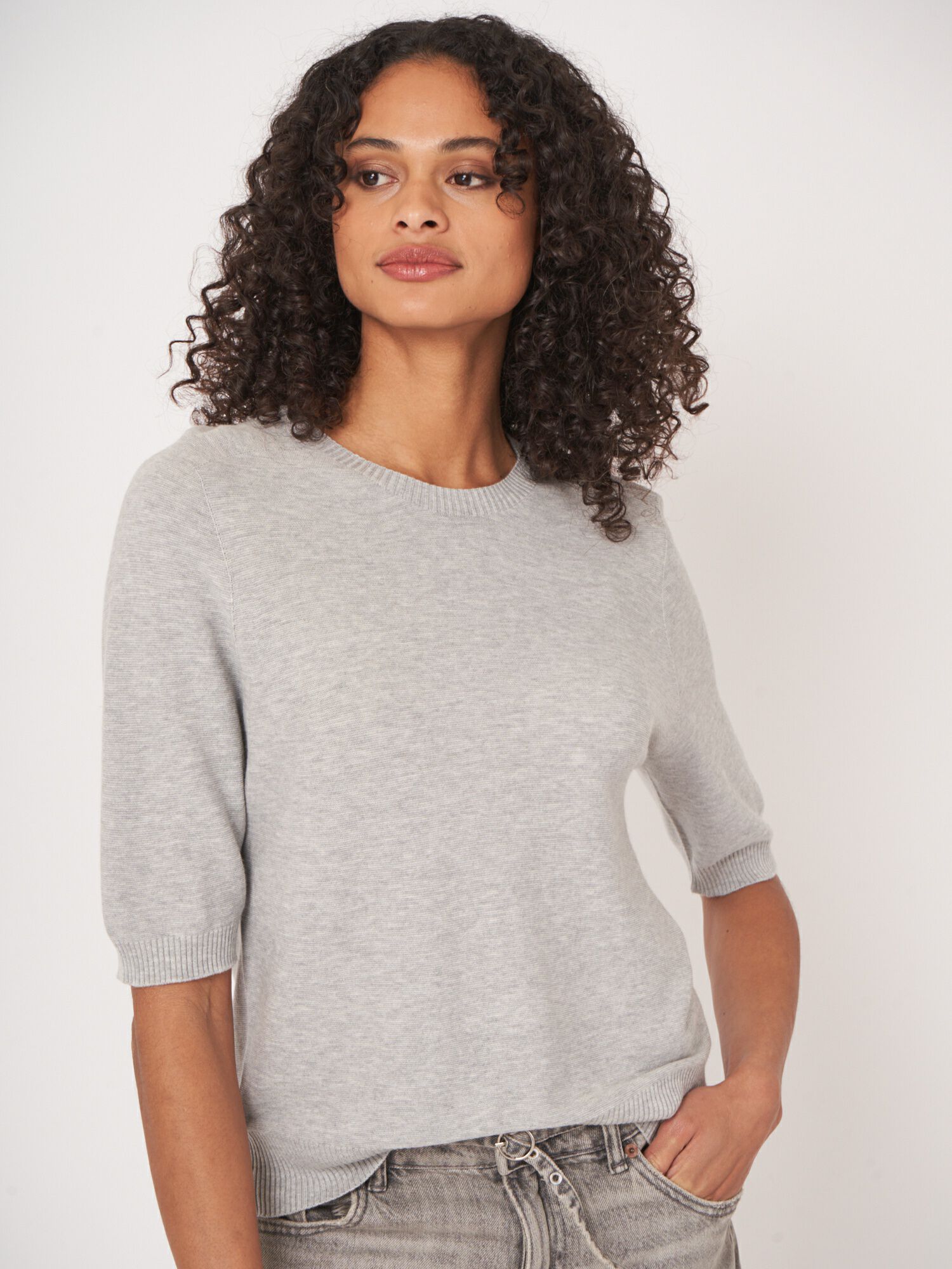 REPEAT cashmere Trui met korte mouw van cashmere en katoen