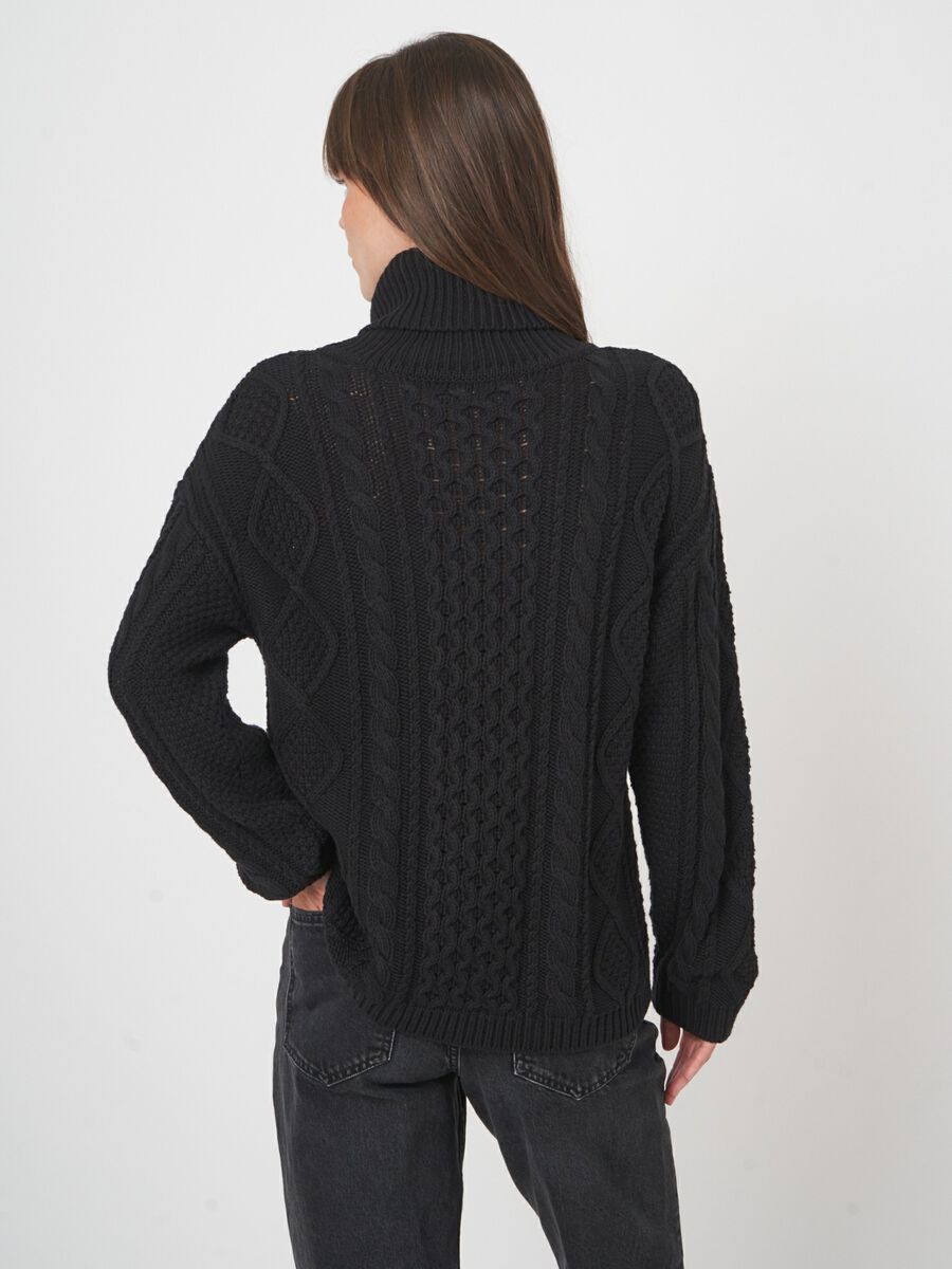 Chunky katoenen trui met kabelpatroon image number 4