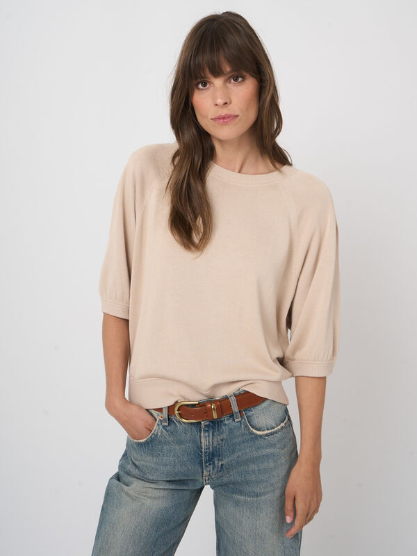 Fine-knit cotton-blend top with pleated sleeves image number 3