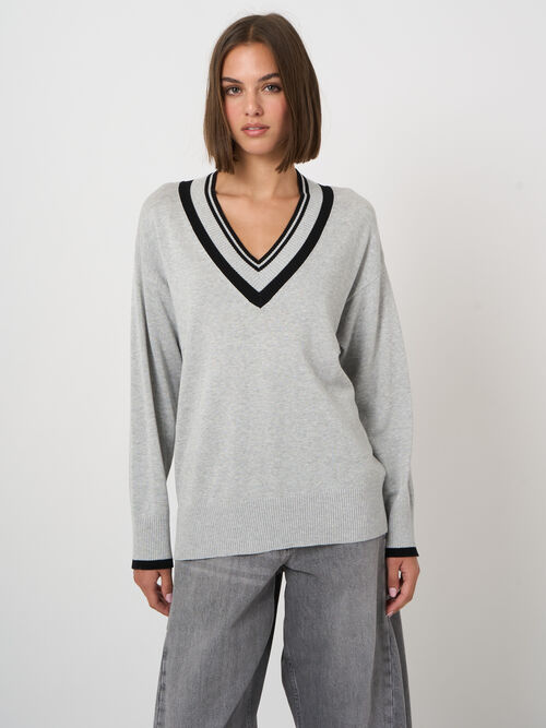 Contrast-trim cotton-viscose v-neck sweater