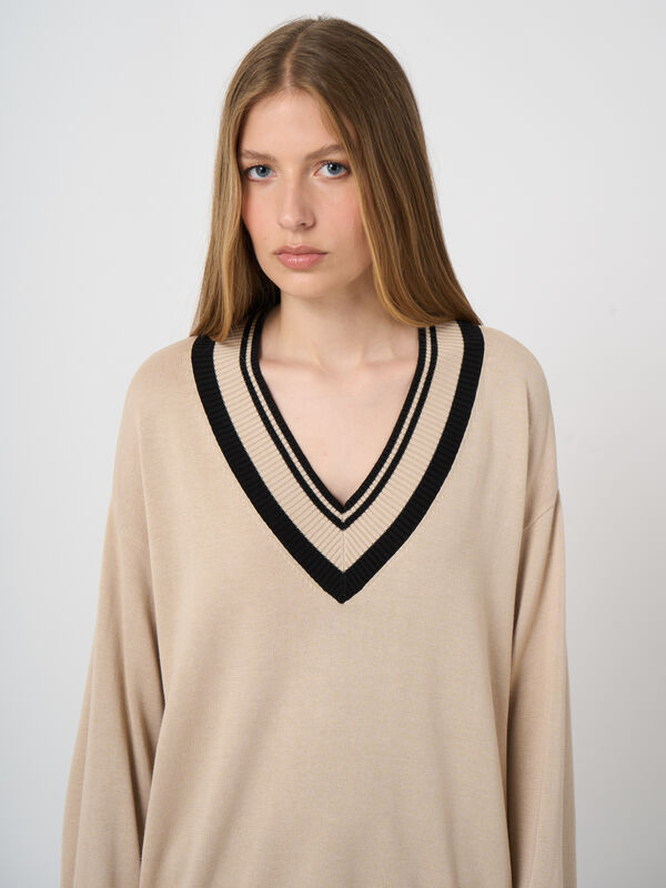 V-Ausschnitt-Pullover, Baumwoll-Viskose-Mix, Kontrastn&auml;hte image number 1