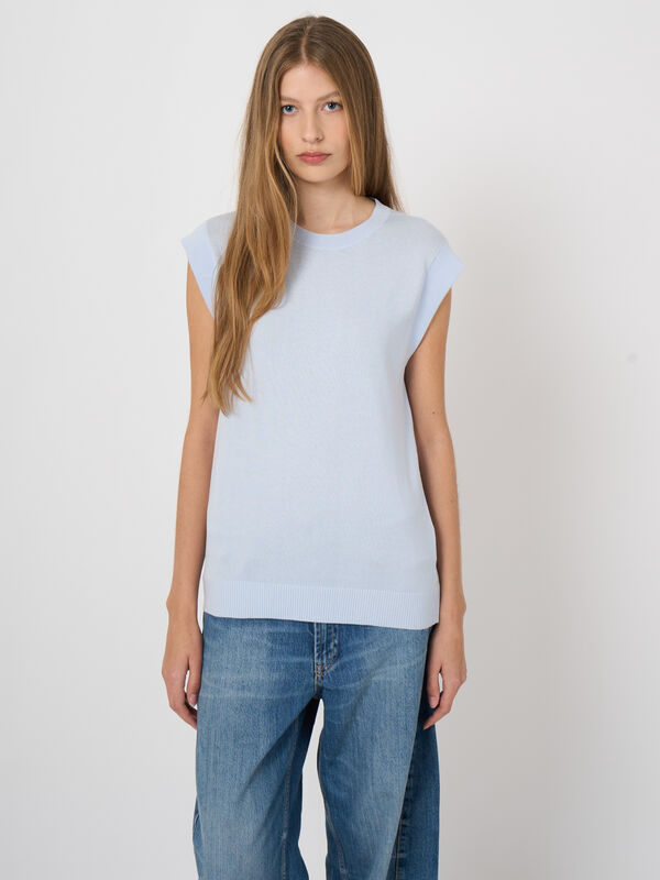 Pull sans manches en maille fine coton-viscose image number 2