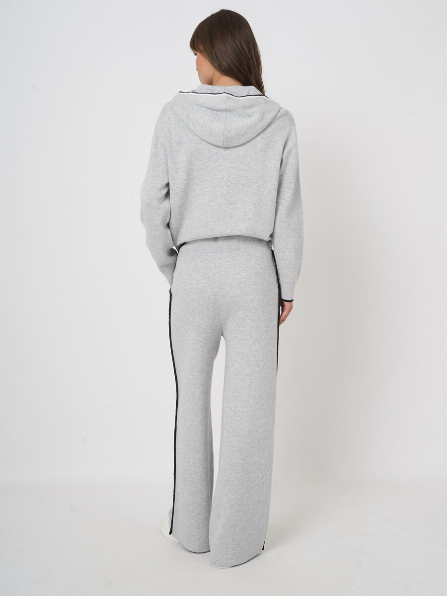 Weit geschnittene Strickhose aus Baumwollmix image number 7