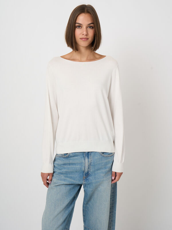 Superfine cotton boat neck sweater image number 0