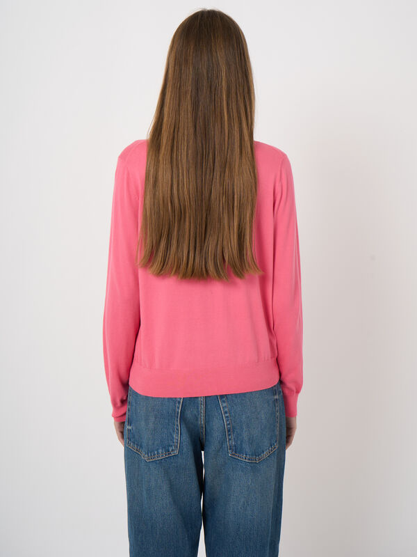 Superfeiner Baumwollpullover mit U-Boot-Ausschnitt image number 3