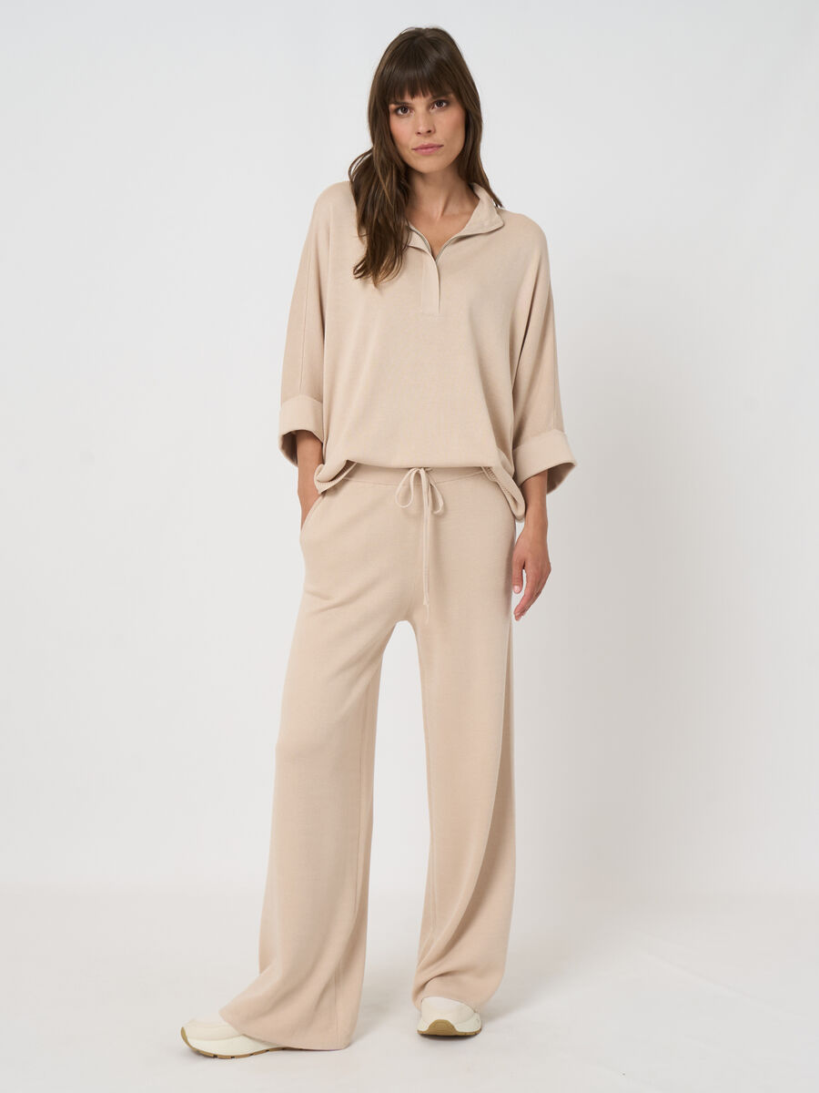 Fine-knit wide-leg pants in cotton-viscose blend image number 0