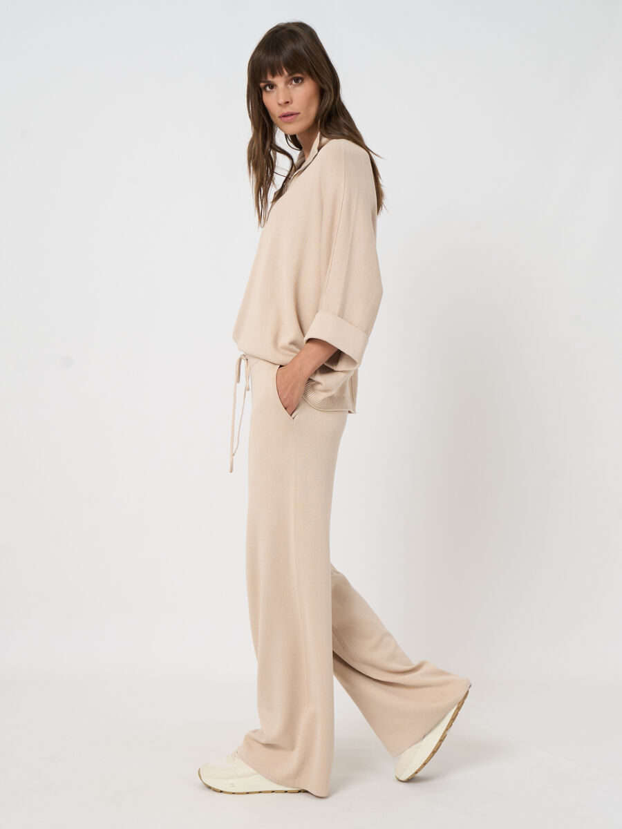 Fine-knit wide-leg pants in cotton-viscose blend image number 2