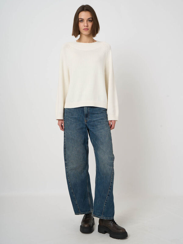 Cropped Cashmere-Cotton Sweater with Wide Rib Boat Neck image number 7
