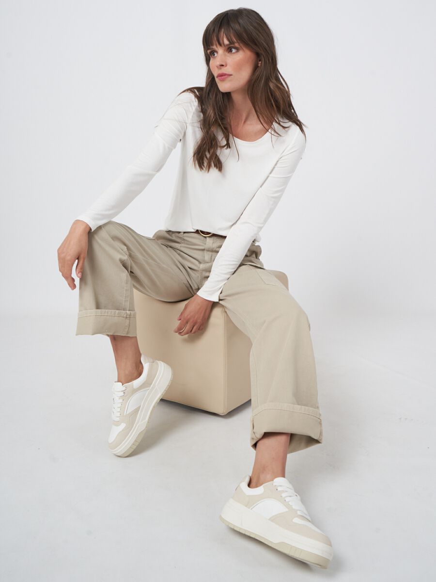 Basic women's long-sleeved top image number 0