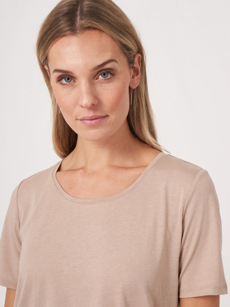 T-shirt en m&eacute;lange lyocell-coton image number 3