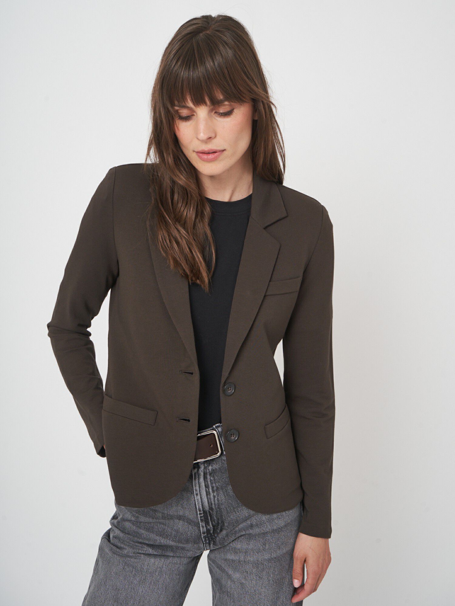 Getailleerde damesblazer met reverskraag afbeelding