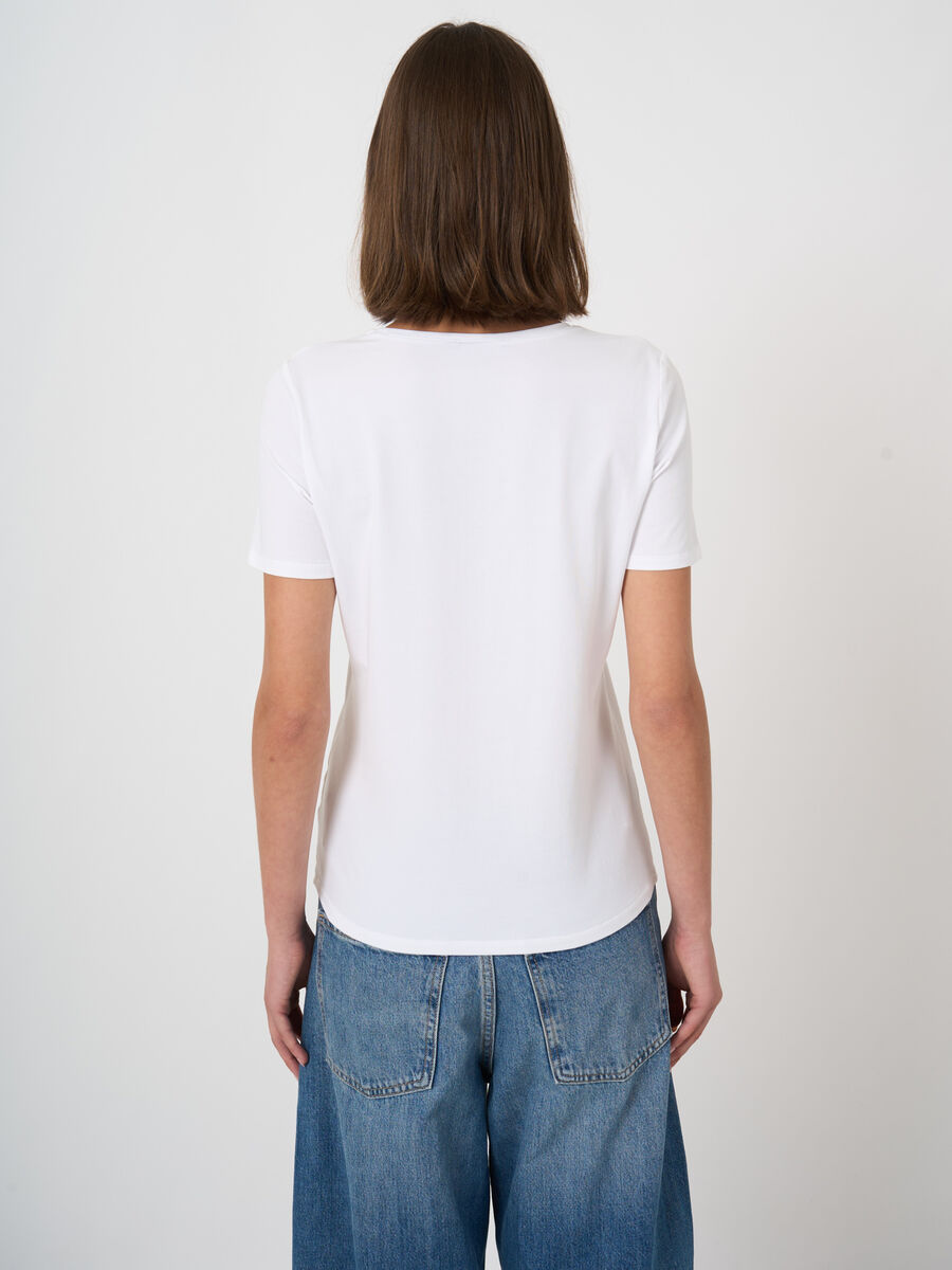 T-shirt col rond en coton stretch doux image number 3