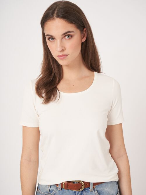 Basic cotton crew neck T-shirt