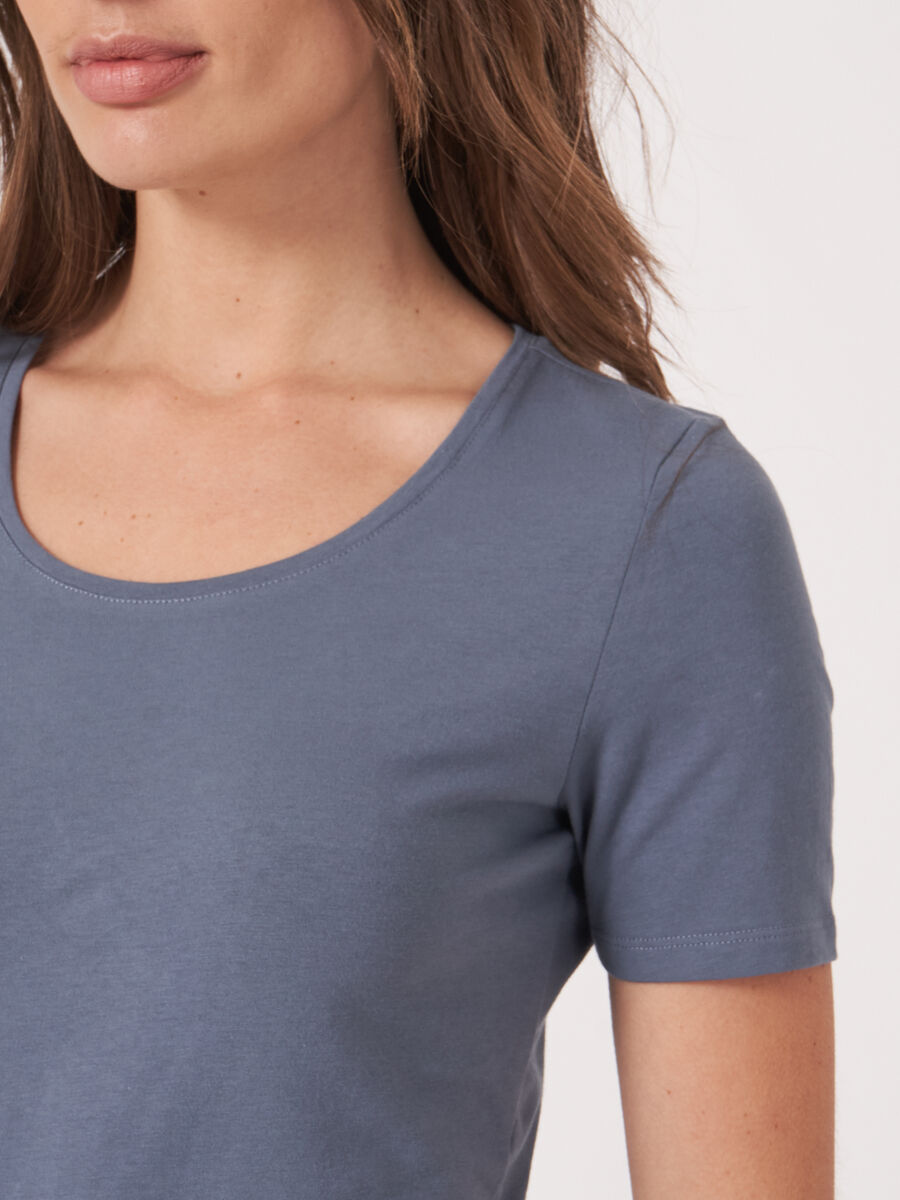T-shirt col rond en coton stretch doux image number 2