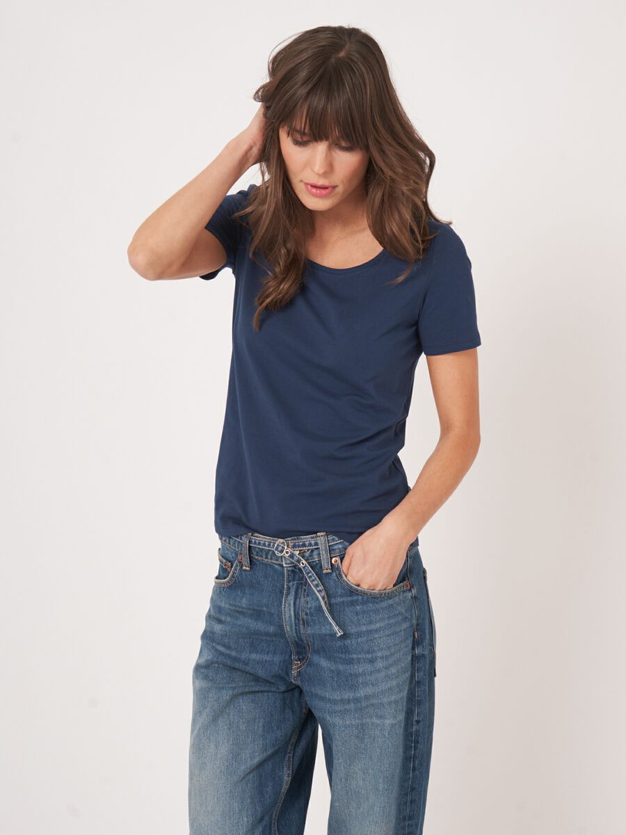 Basic cotton crew neck T-shirt image number 3