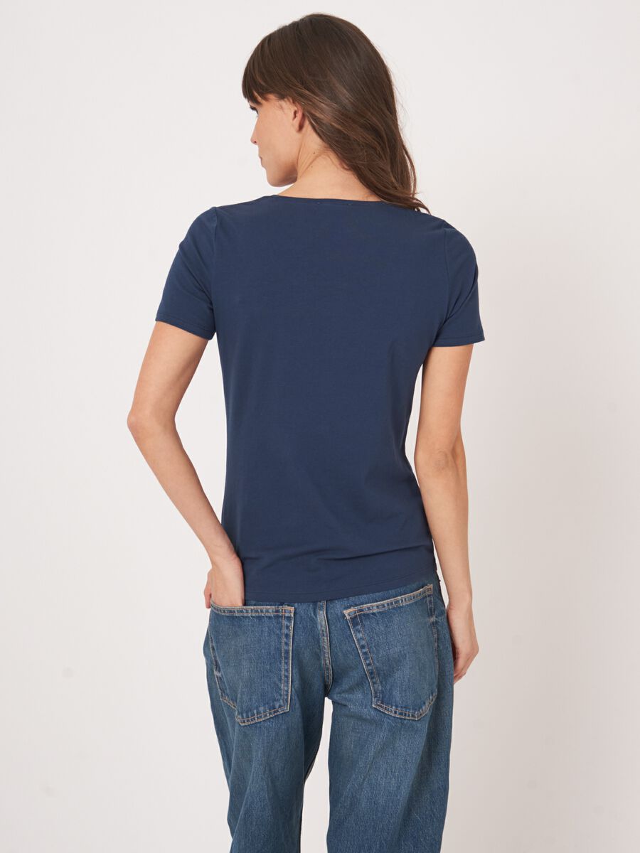 Basic cotton crew neck T-shirt image number 4