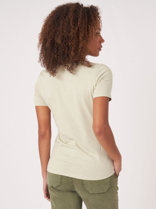 Basic cotton V-neck T-shirt 