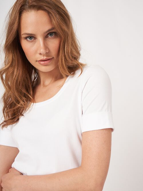 T-shirt basique femme à manches retroussées