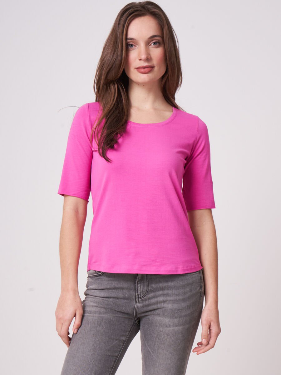 Stretch cotton t-shirt with rolled sleeves image number 0