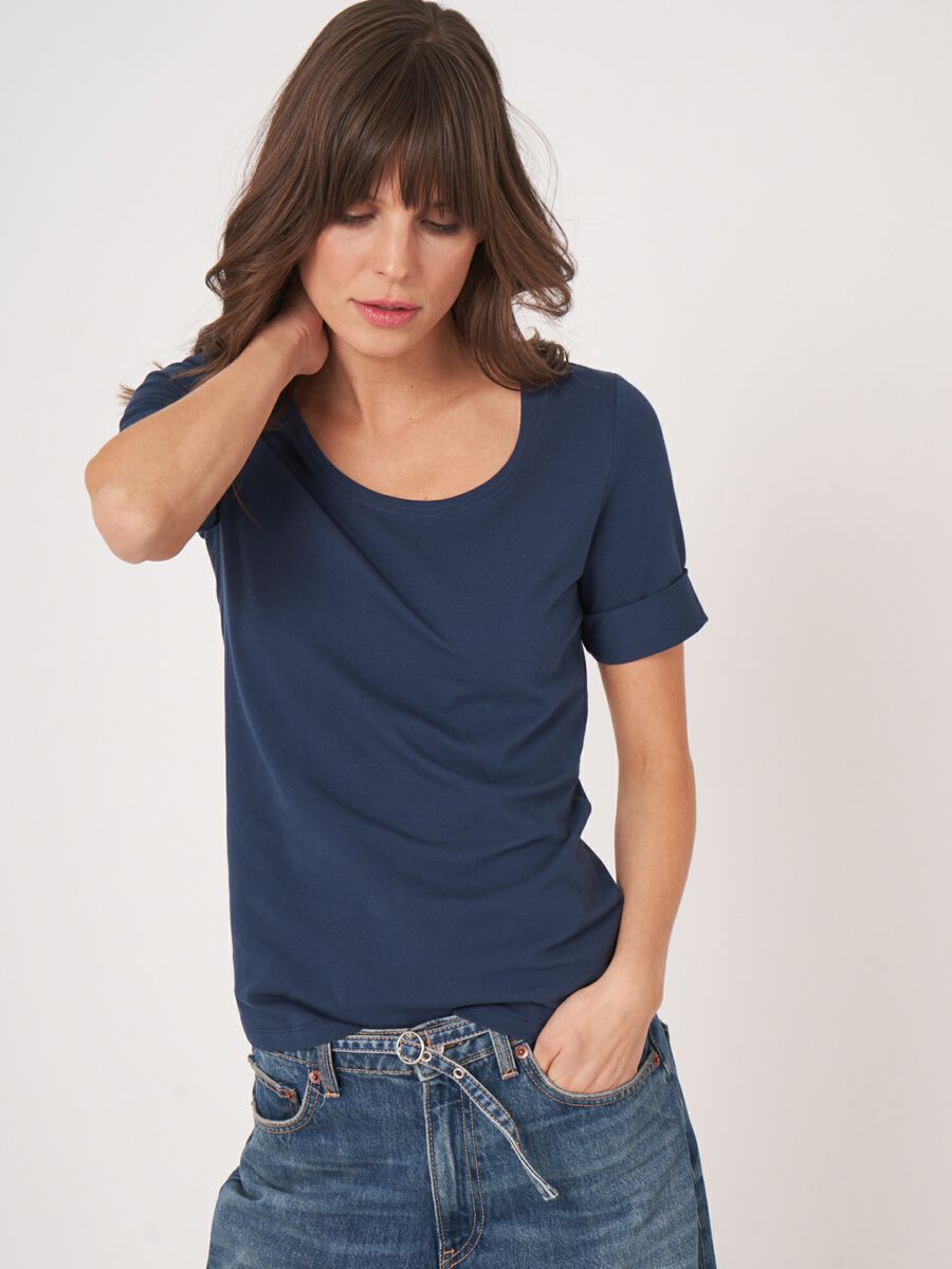 Basic T-shirt with rolled up sleeves image number 0