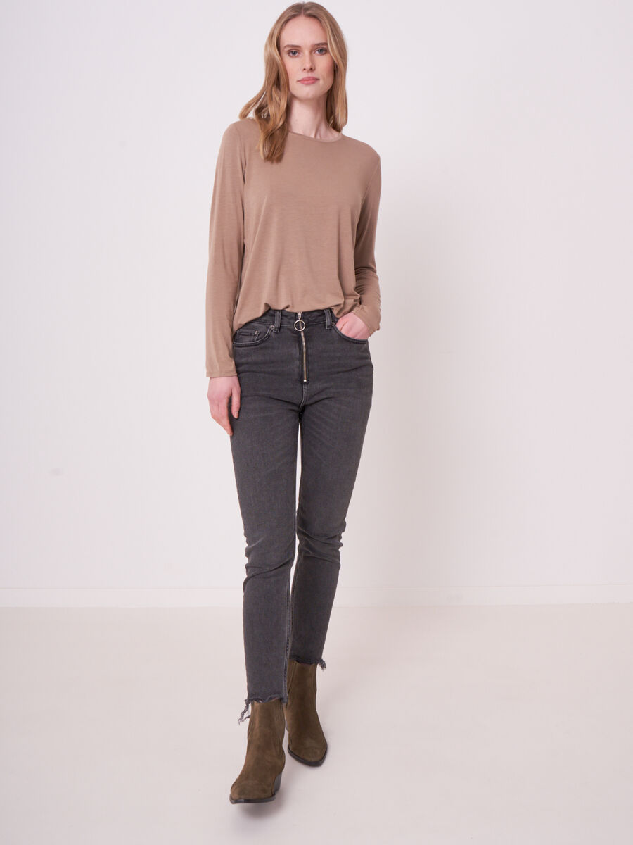 Basic women's long-sleeved top image number 3