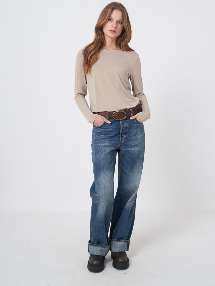 Basic women's long-sleeved top image number 4