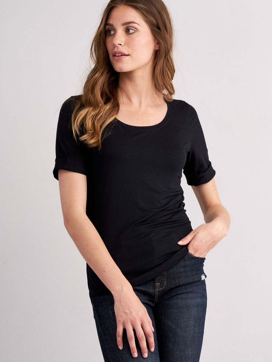 Basic T-shirt with rolled up sleeves image number 0