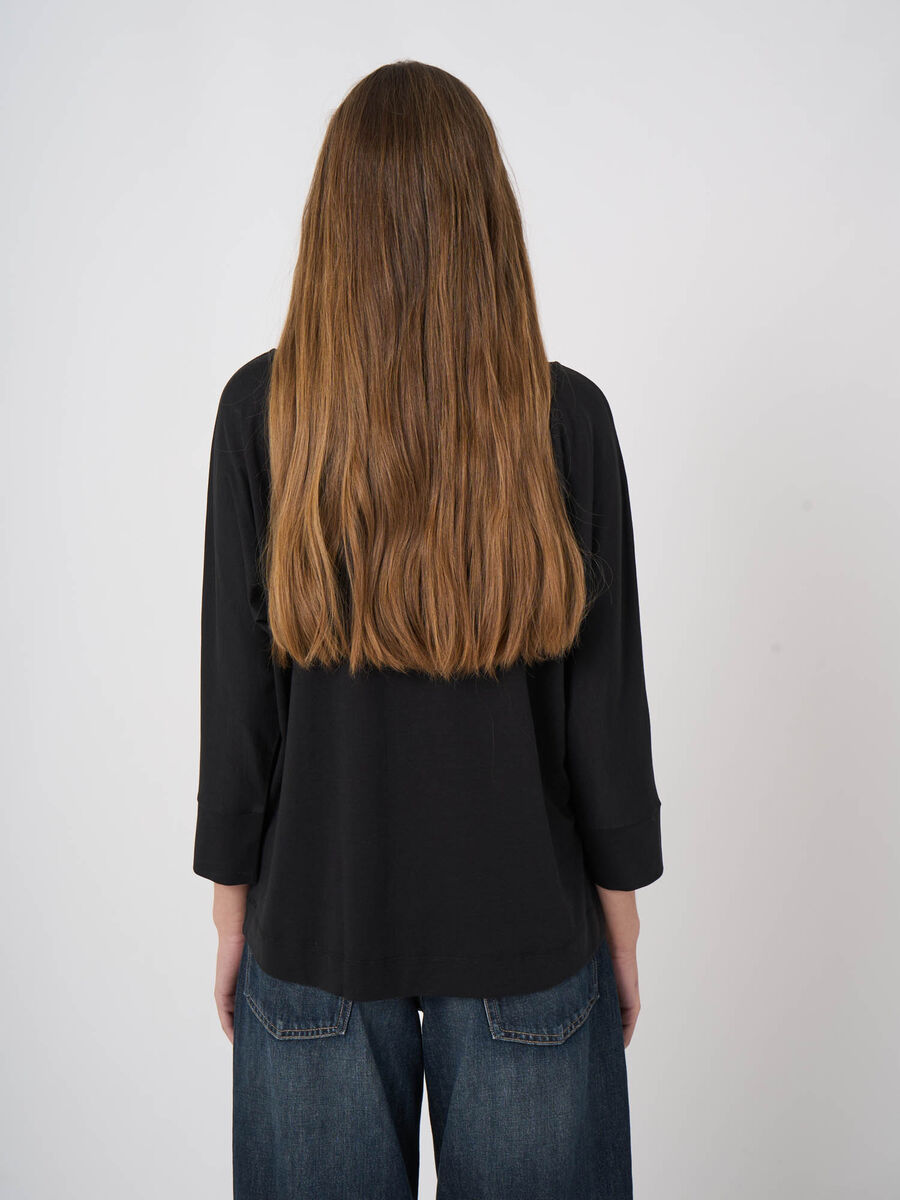 Lyocell&ndash;cotton blend batwing top with 3/4 sleeves image number 3