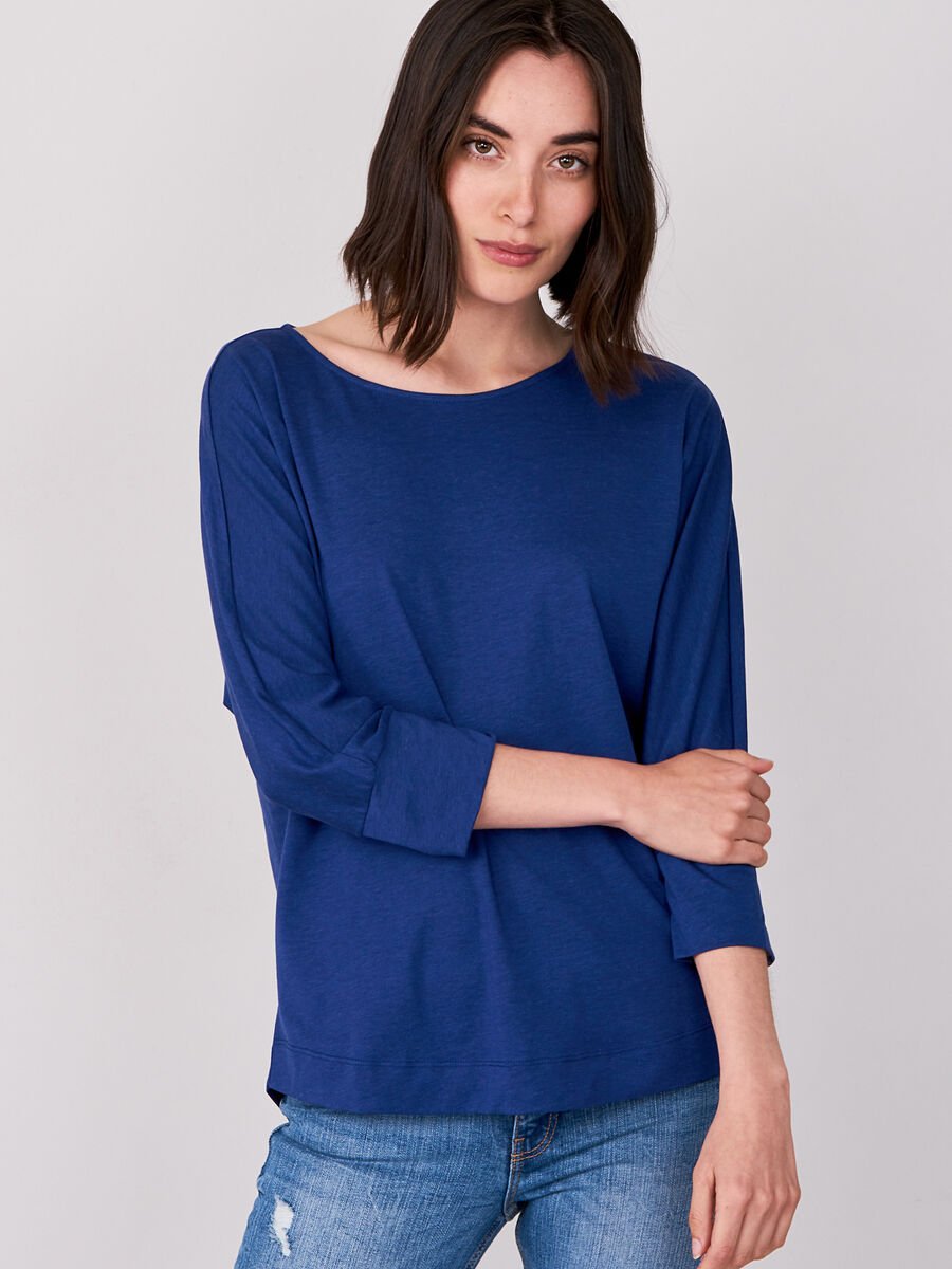 Lyocell&ndash;cotton blend batwing top with 3/4 sleeves image number 0