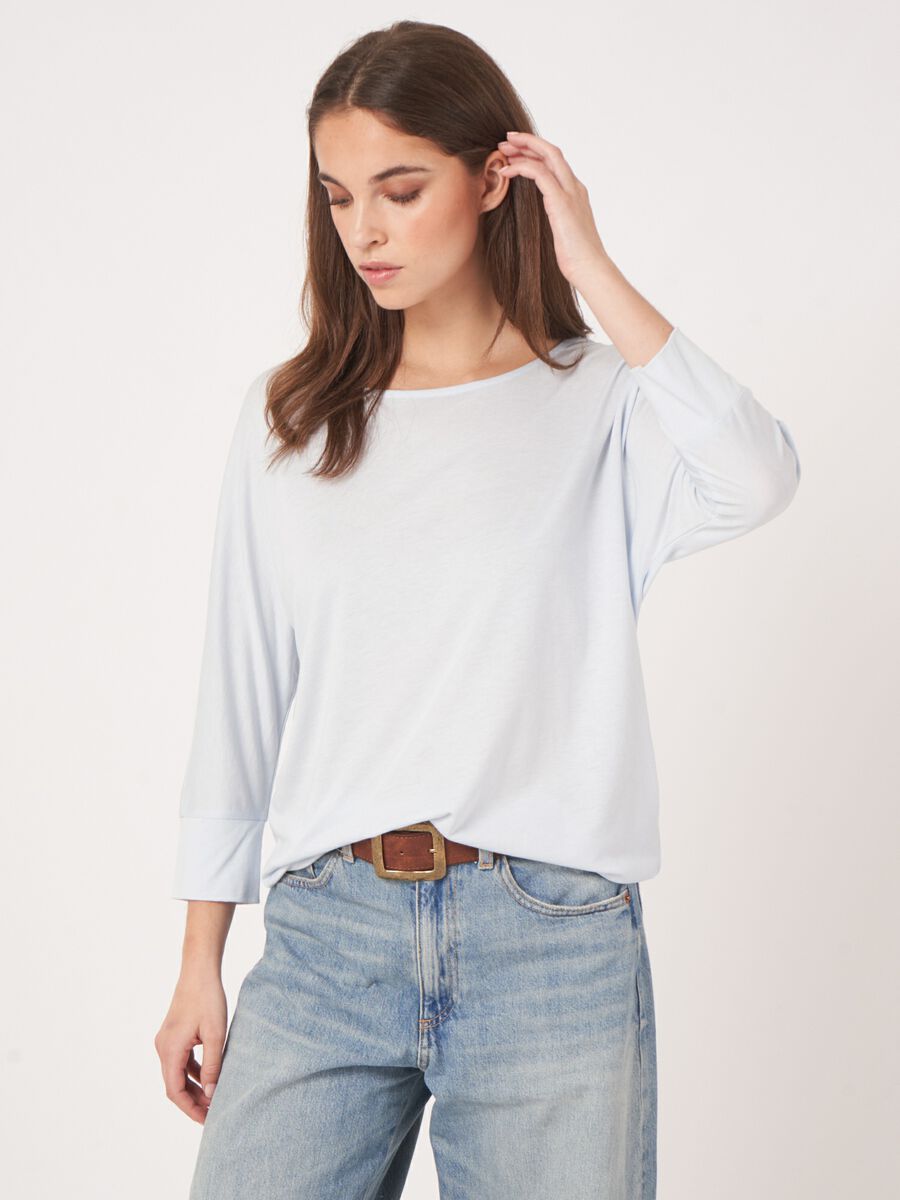 Batwing top with 3/4 sleeve image number 0