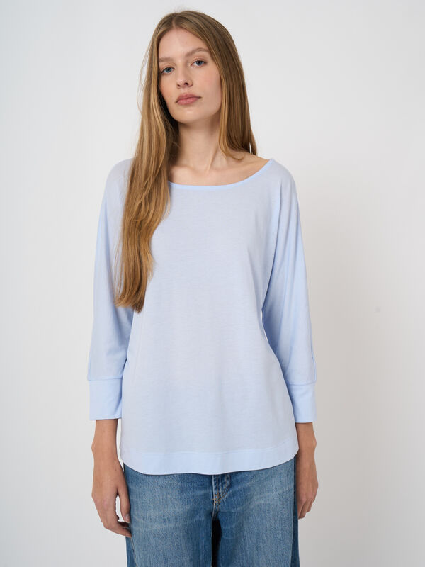 Lyocell&ndash;cotton blend batwing top with 3/4 sleeves image number 1