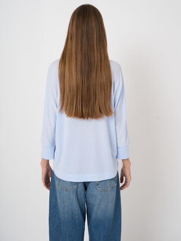 Lyocell&ndash;cotton blend batwing top with 3/4 sleeves image number 3