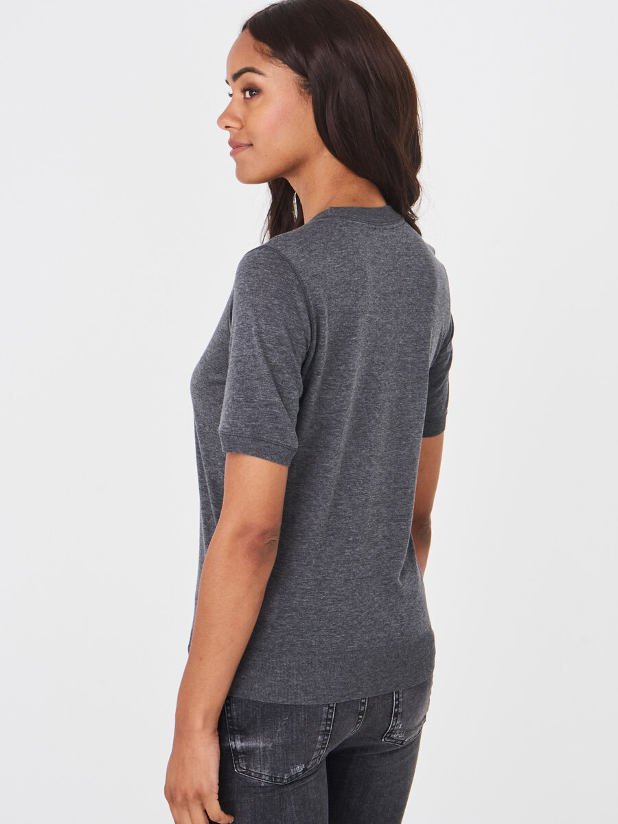 T-shirt in high quality lyocell-cotton blend image number 1