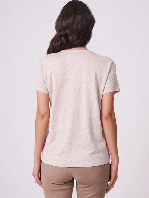 Basic pure linen V-neck T-shirt with chest pocket