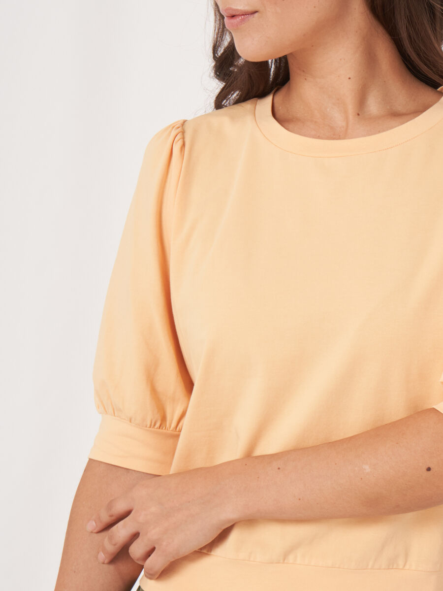 Cotton stretch T-shirt with short puff sleeves image number 4
