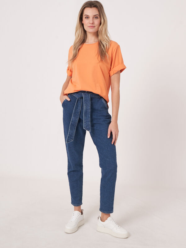 Loose fit T-shirt with rolled up sleeves image number 5