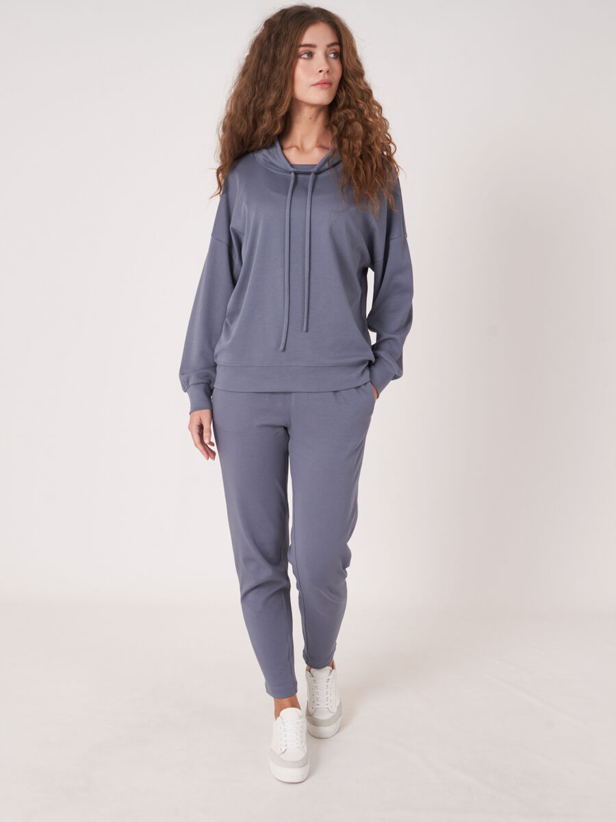 Sweatshirt aus Baumwollmischung mit Kordelzug image number 5