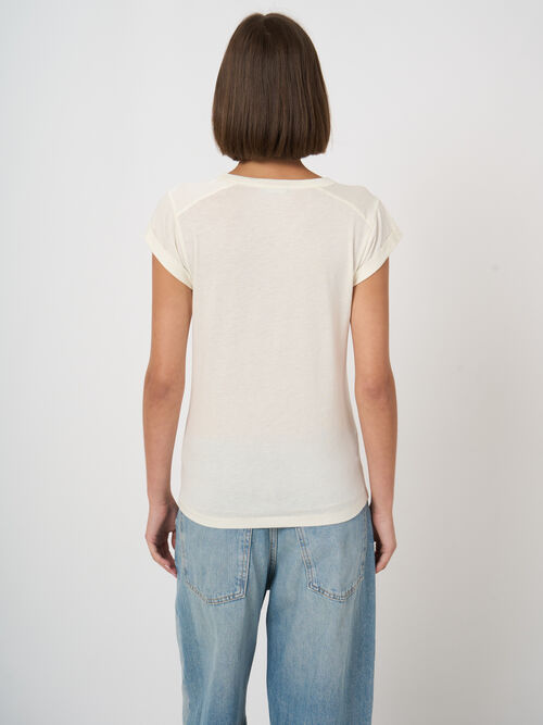  Lyocell-cotton blend cap sleeve Tee
