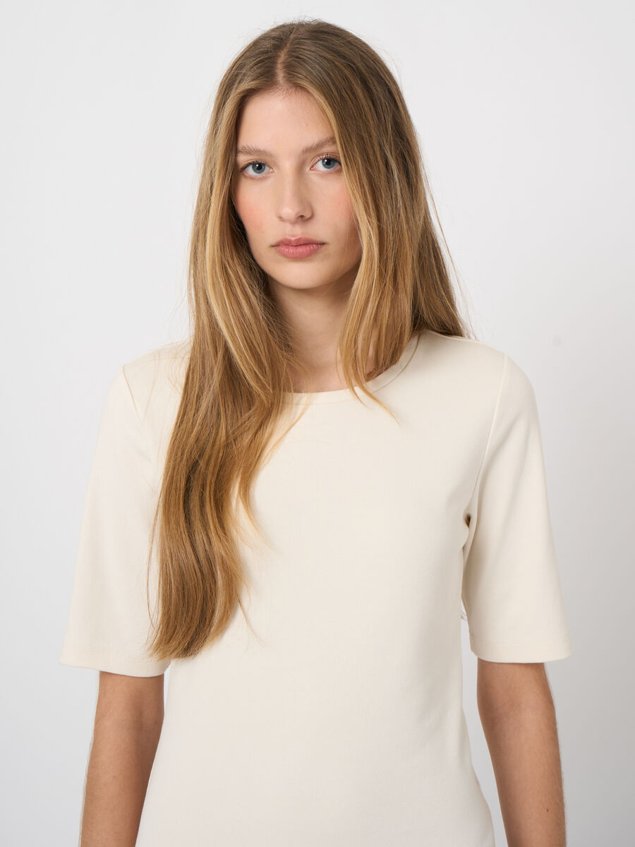 Women&rsquo;s ribbed cotton stretch t-shirt | repeat image number 1