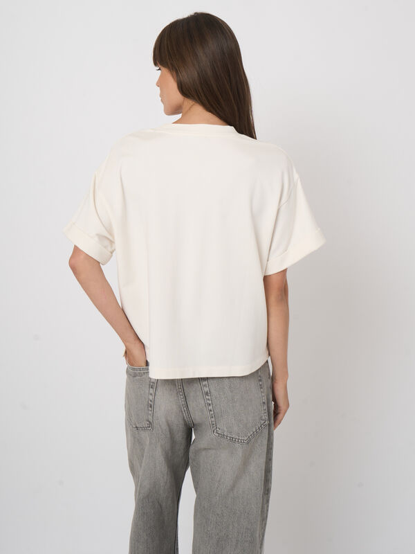 French terry boxy t-shirt with rolled sleeves image number 9