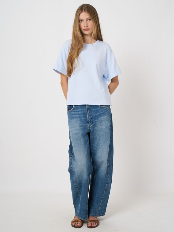 French Terry boxy T‑shirt met omgeslagen mouwen image number 3