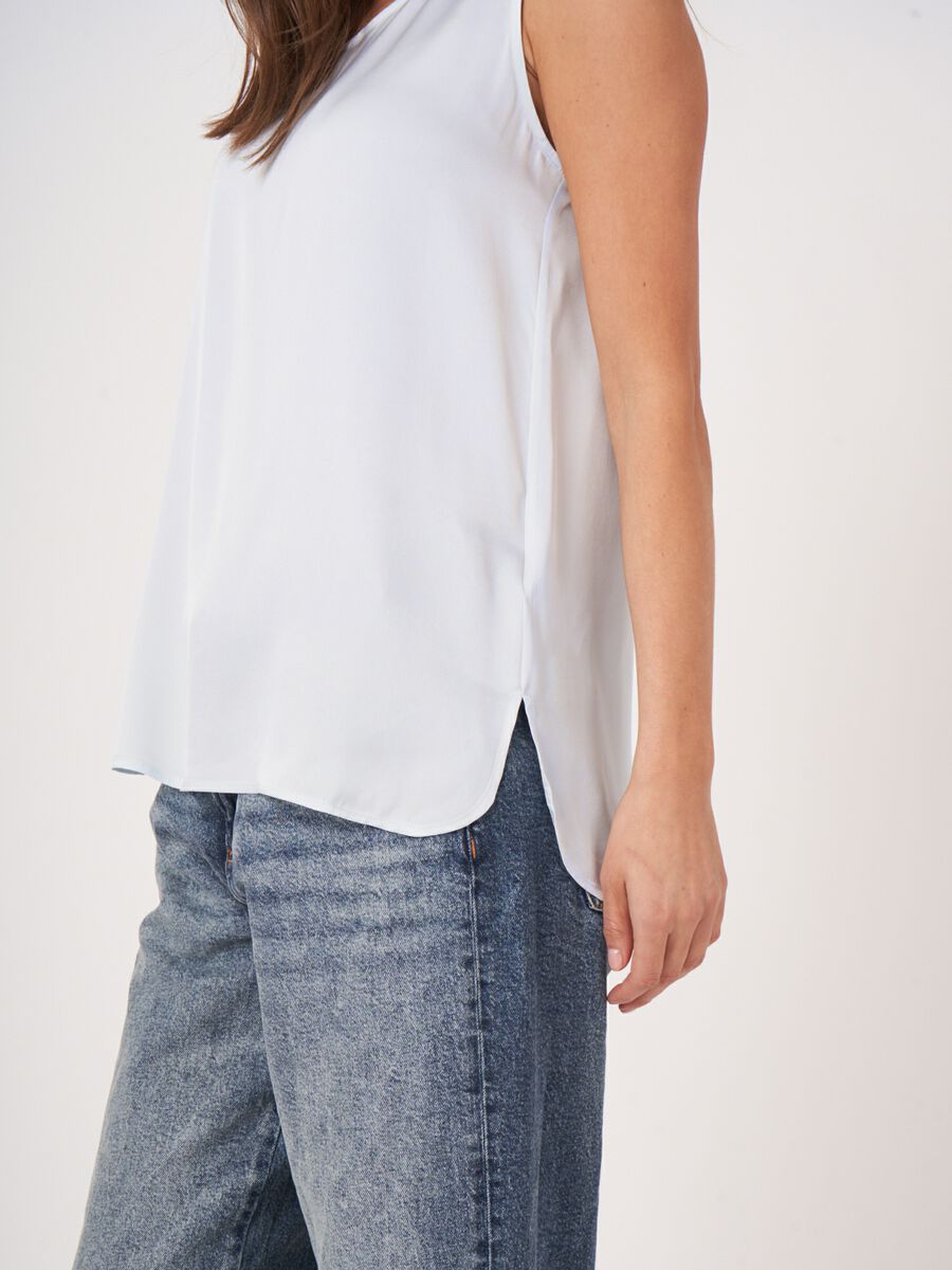 Zijden top met ronde hals image number 2