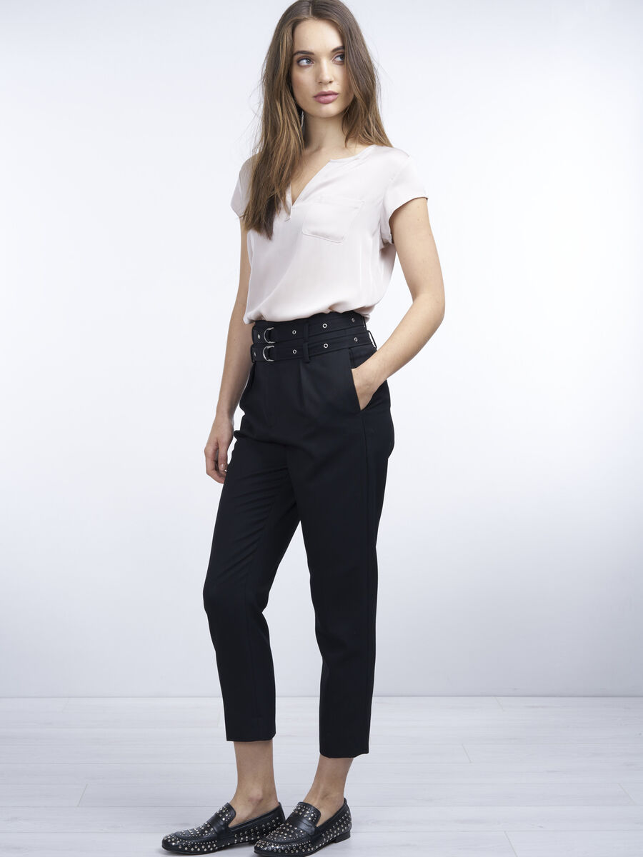 Short-sleeved silk top with pocket image number 80