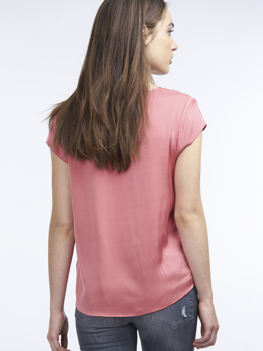 Short-sleeved silk top with pocket image number 82